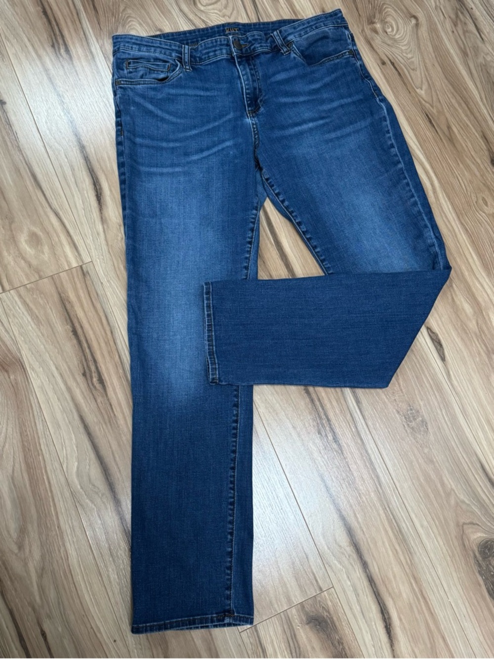 KUT From The Kloth Womens Size 14 Boyfriend Medium Wash Tapered Leg Jean Comfort